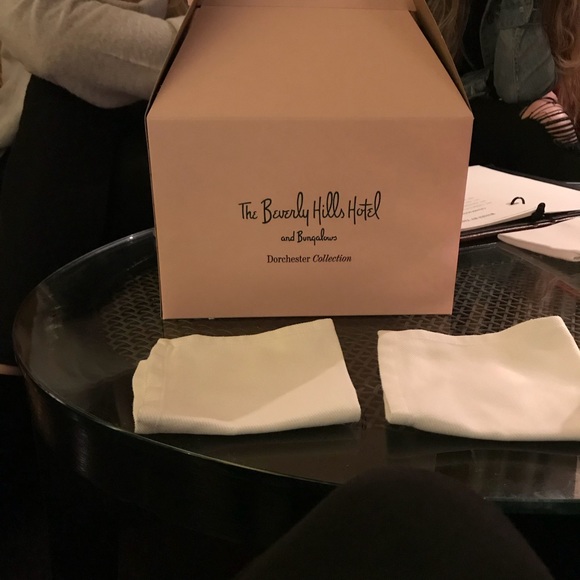 Meet your Posher, Ina - Picture 1 of 1